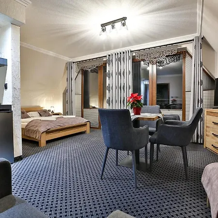 Swarna I * זקופאנה