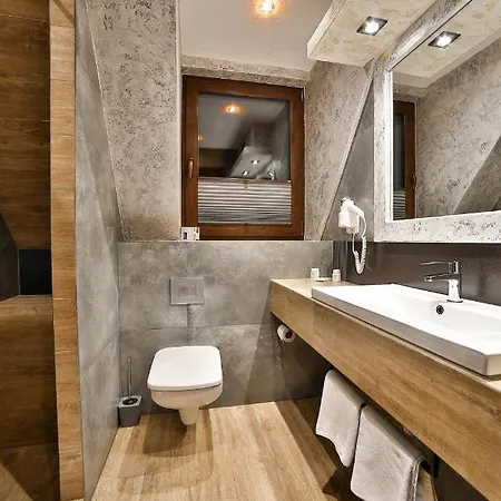 Swarna I Quarto em Acomodações Particulares *