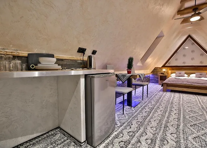 Alloggio in famiglia Swarna I *