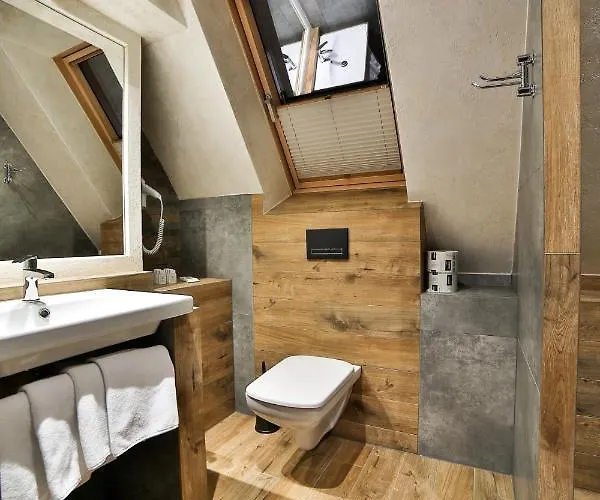 Swarna I * ザコパネ