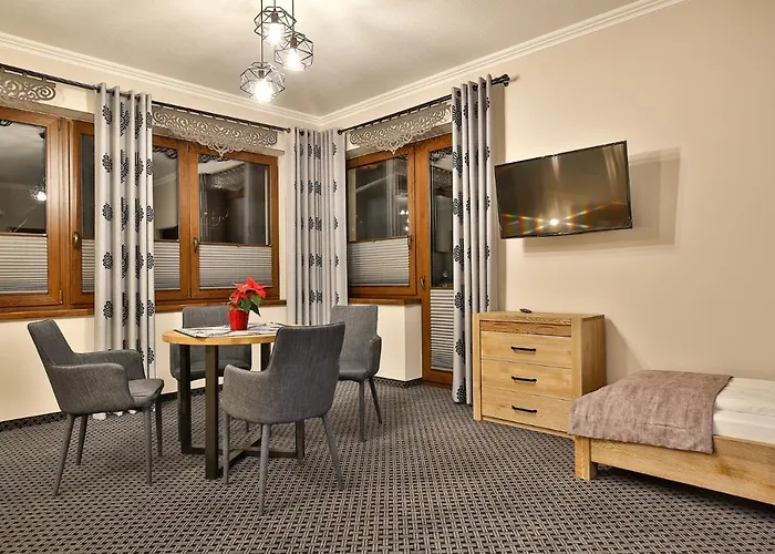 홈스테이 Swarna I *